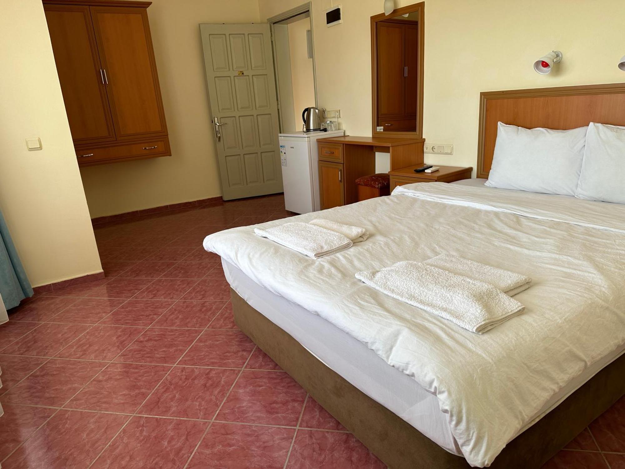 Palm Konak Hotel Çıralı Eksteriør bilde
